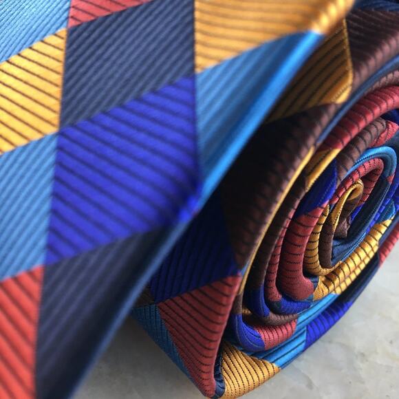 MULTICOLOR PLAID SILK TIE - Picture 9 of 10
